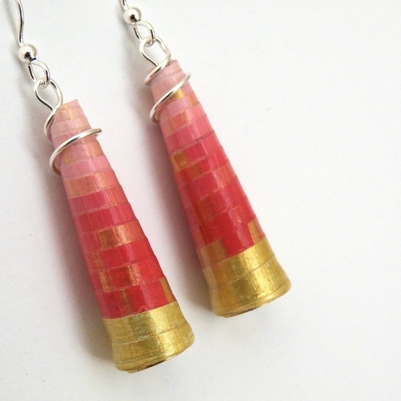 𝅺pink and Gold Paper Bead Earrings - Picture 5 of 5